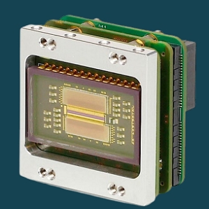XSL SQ Series - Xenics | Scientific & Industrial Camera
