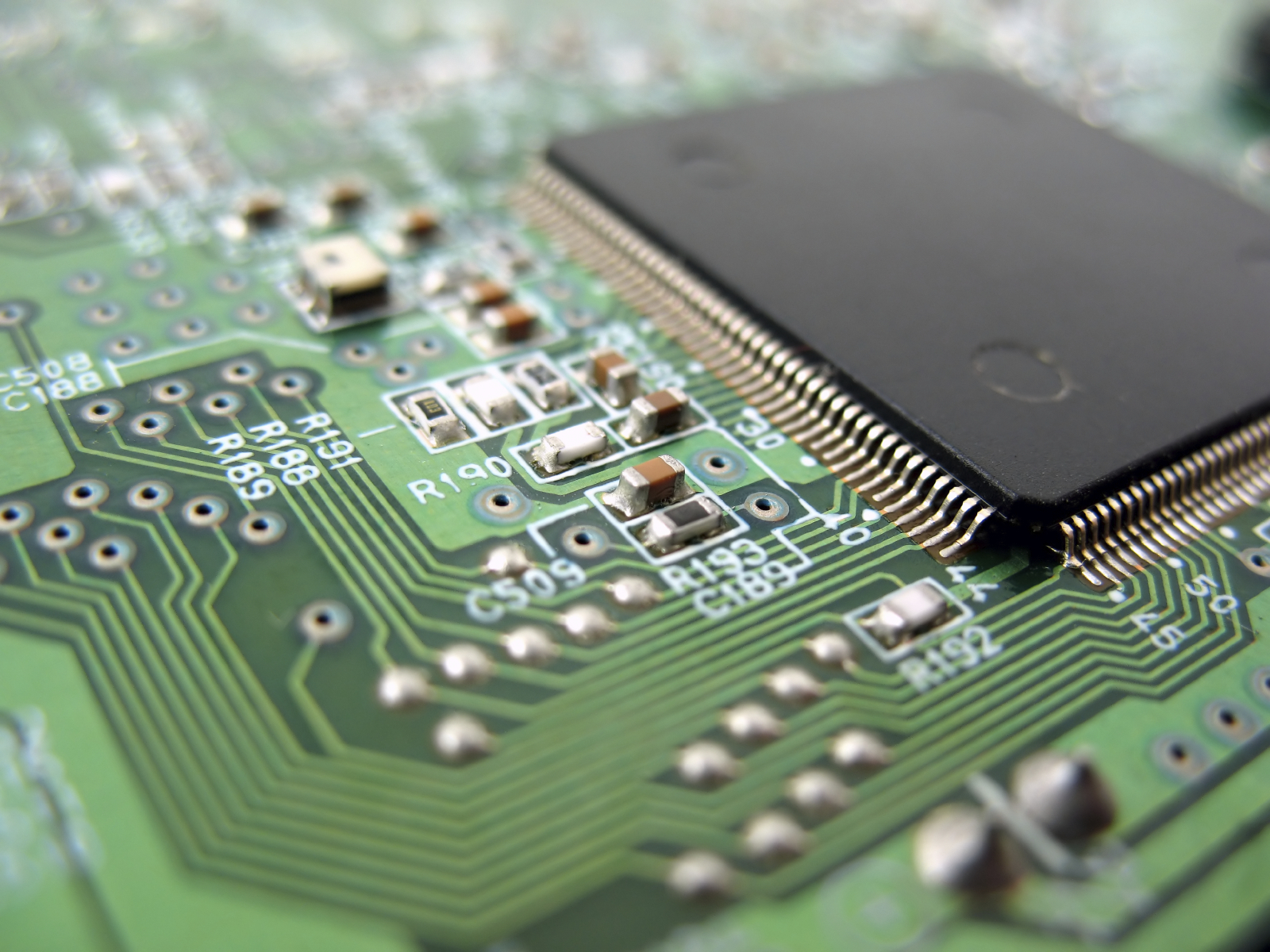 AdvancedPCB - Profile On PCB Directory